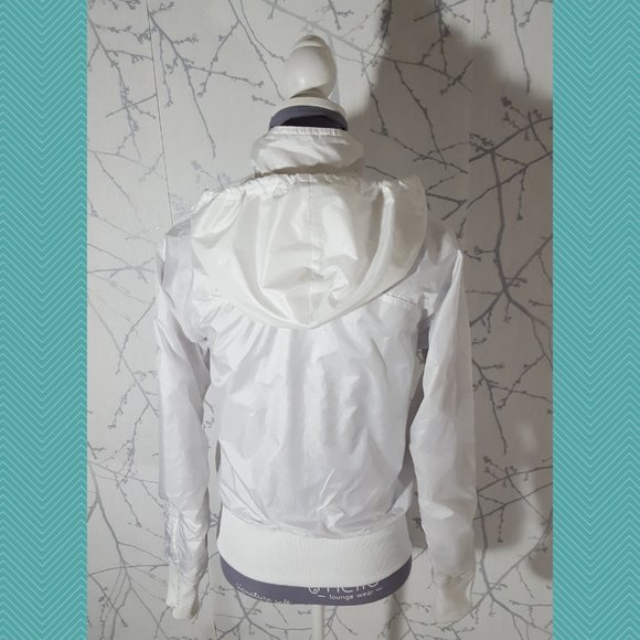 Puma BMW F1 Sauber Team White Full Zip Hoodie - Picture 4 of 5